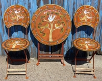 Rote Sitzgruppe "Vögel" - Tisch