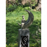 Der Kleine Prinz im Mond © Antoine de Saint-Exupéry (Stein)
