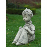 Der Kleine Prinz mit Schal © Antoine de Saint-Exupéry (Stein)