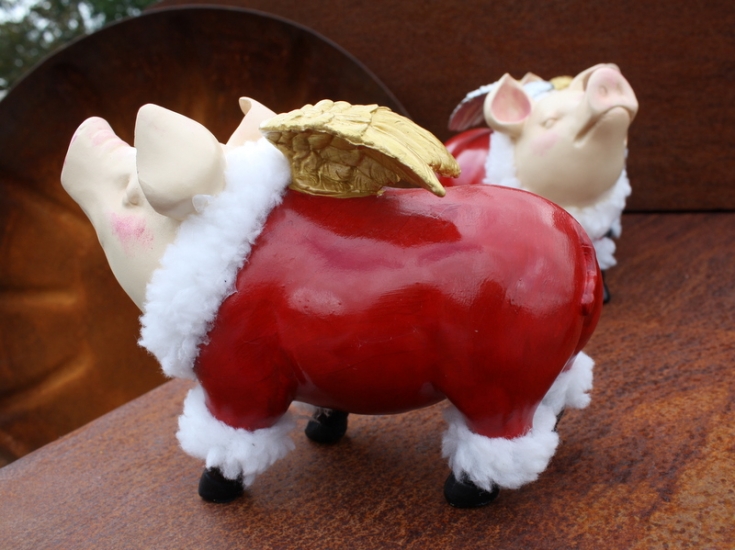 Sylter Weihnachtsschwein, goldene Flügel